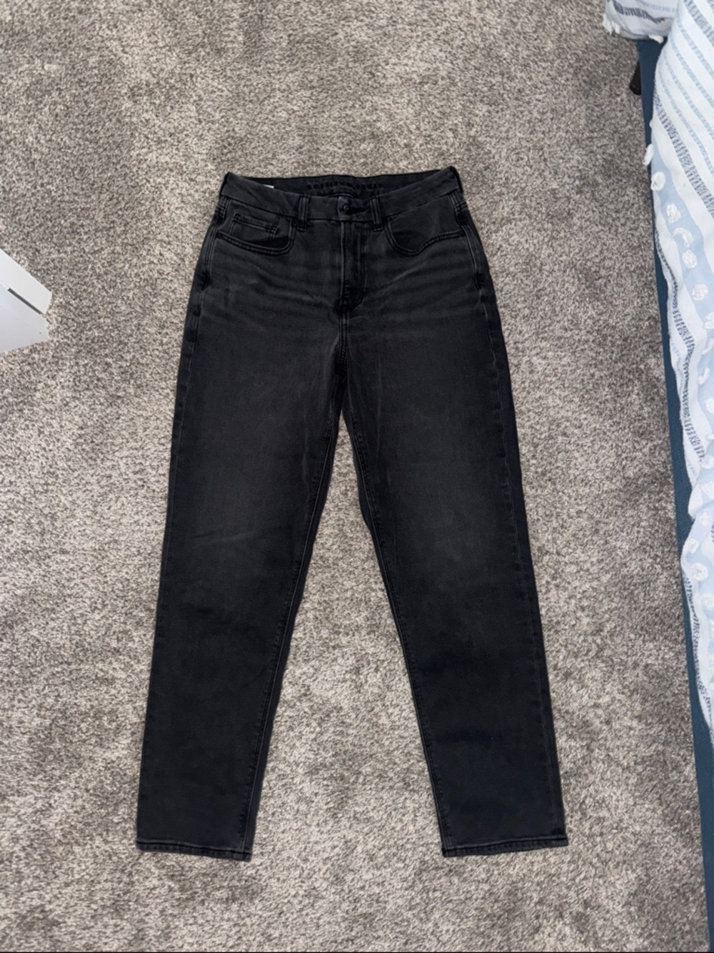 American Eagle Outfitters Black High-Rise Stretch jeans